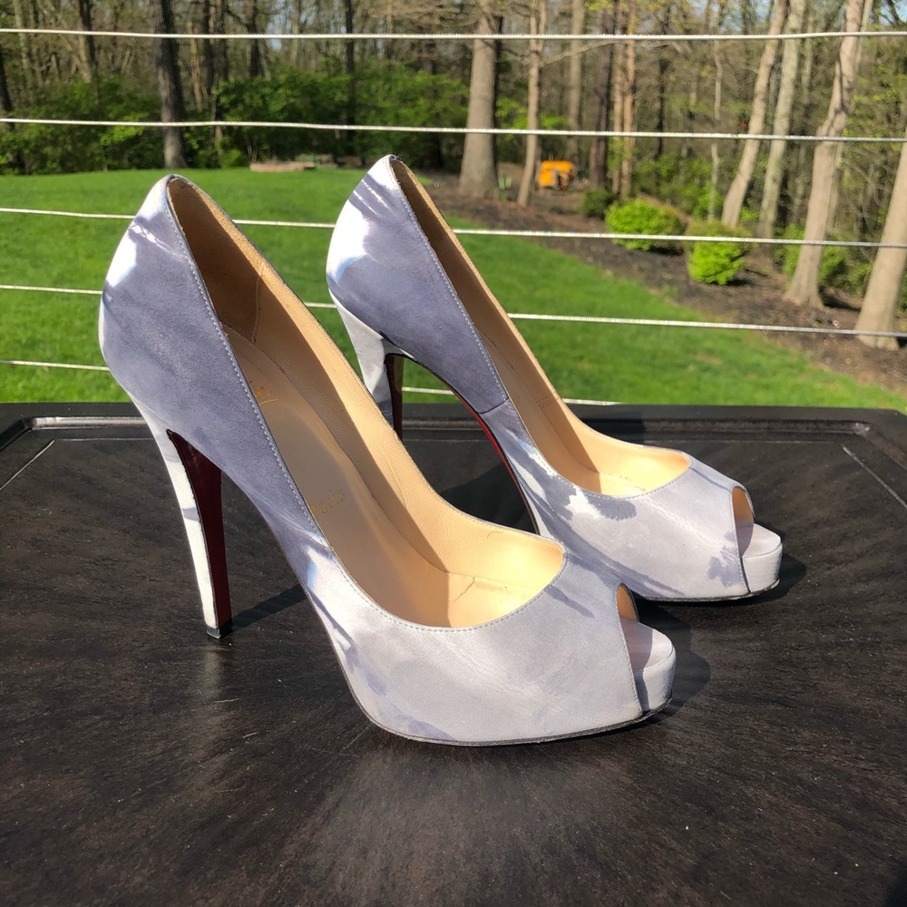 Christian Louboutin Platform Peep-Toe Pump